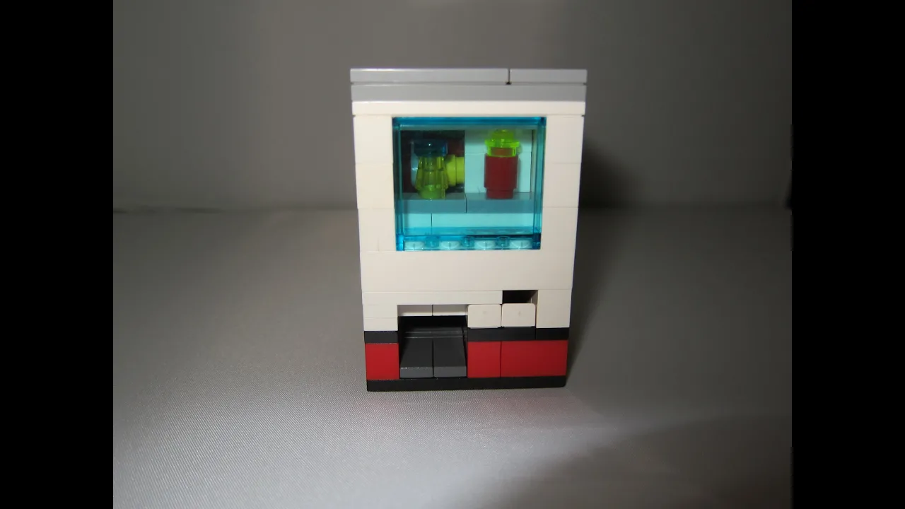 How to build an easy LEGO Vending Machine with your LEGO pieces! This LEGO Vending Machine doesn't u. 