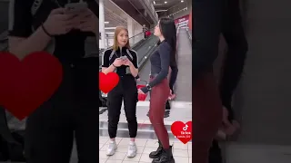 لاتزعل انا امزح الشوق بل قلب يفضح 