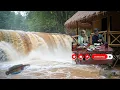 Download Lagu extreme rain enjoying fried fish at the riverside shelter with my beloved wife