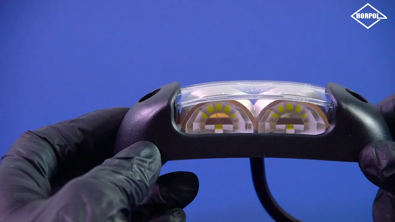 Video: LED breedtelamp compact rood-wit 12-24v 50cm kabel | MB-5300RW