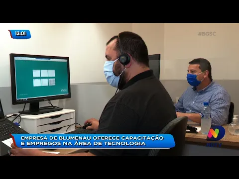 Empresa de Blumenau oferece capacitação e empregos na área de tecnologia