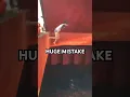 Download Lagu Hij staat op het punt een gevaarlijke fout te maken!