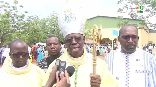 Une célébration eucharistique en présence des différentes confessions religieuses