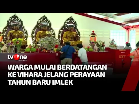 Vihara Dharma Bhakti Didatangi Warga yang Ingin Sembahyang