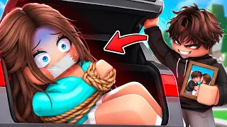 My CRAZY FANBOY Tried To KIDNAP ME..(Brookhaven)