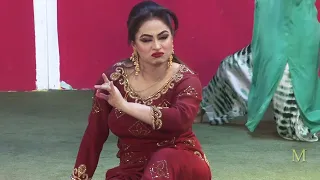 nida chaudhry stage live dance dhola main te mar gai haan naseebo lal punjabi song smb