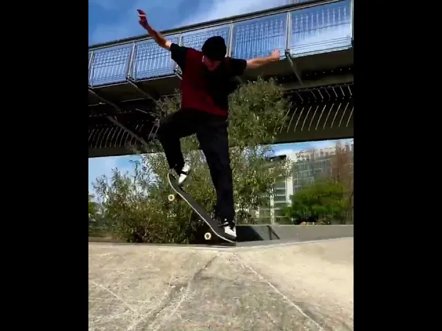 Видео