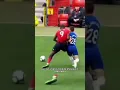 Download Lagu Lukaku se fait remettre en place par Pepe #pepe #lukaku #physique