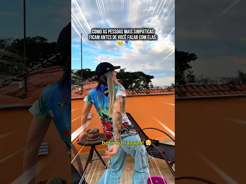 Sempre tem aquele amigo da pipa que só tem a cara de bravo! 🤦🏻‍♀️🤣🤣🤣 #shorts #pipa #rafapipeira