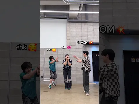 I.N, Changbin, Lee Know chk chk BOOM