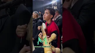 مشكيلك لي مشكلني 