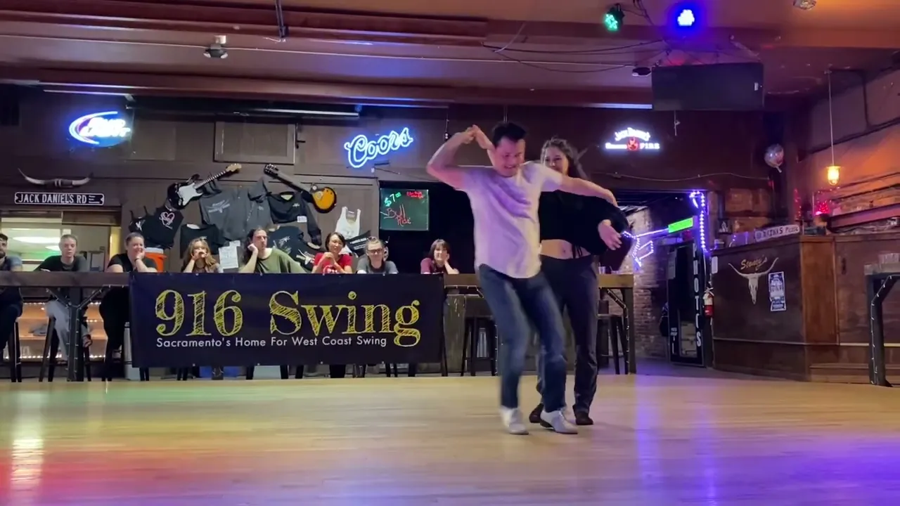 Johnny Lee & Julia Lambert @ 916 Swing (7/18/23)