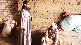 ولدي لبس الجلابتين علي بعض وحرص الكدب ضحك للركب 