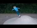 Download Lagu Kinder beim Inline-Skaten.