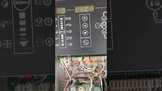 Chiller Carrier 30gx تغذية شاشة عرض شيلر كاريير 