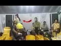 Download Lagu (Kocak)Biduan ini jadi Gagal Fokus bernyanyi di buatnya.
