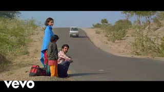 Ek Chiraiya Ghonsle Ko Chhod Udd Udd Jaaye