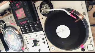 av8 