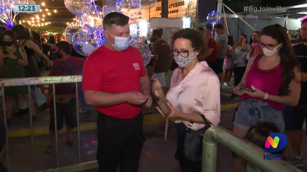 Festival de verão: Show nacional marcou a abertura da temporada em Barra Velha