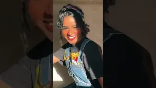 عالشط استني رايحه فين 