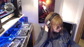GMDJS Laura B