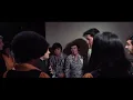 Elvis presley entering the stage with Thats alright song.wmv