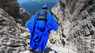 Wingsuit Flight Straight Steep Line 