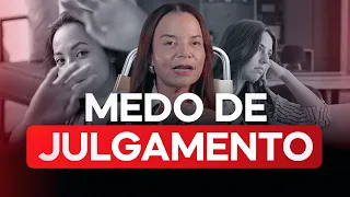 Por que você se explica tanto para quem já decidiu quem você é? | Andrea Vermont