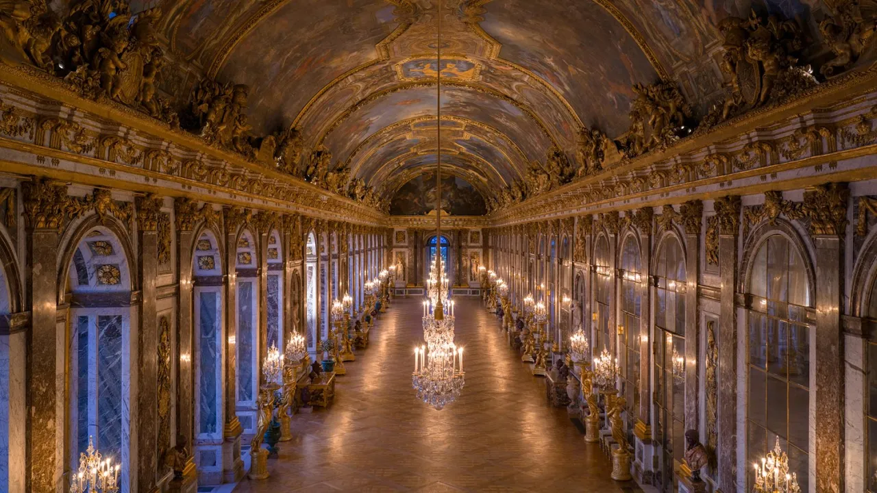 Revealing the Hall of Mirrors