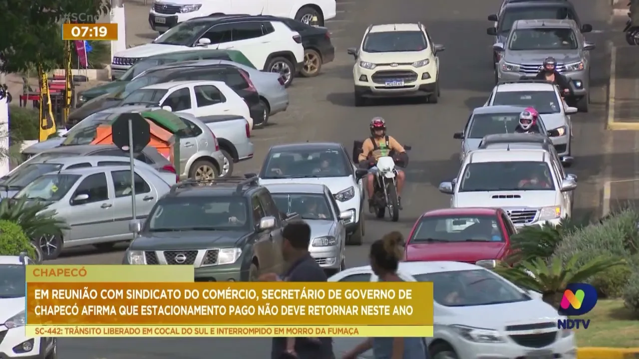 Secretário de Governo de Chapecó afirma que estacionamento pago não deve retornar neste ano