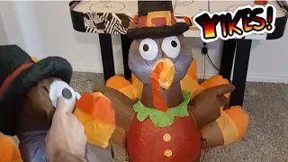Unboxing Pathetic Gemmy Airblown Inflatable 2021 3 5 ft Pilgrim Turkey Lowe s