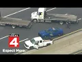Northbound I-75 remains closed at Davidson Freeway after crash in Detroit