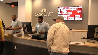 Tour Grand Opening Comcast Xfinity Experience Center in St Louis Park