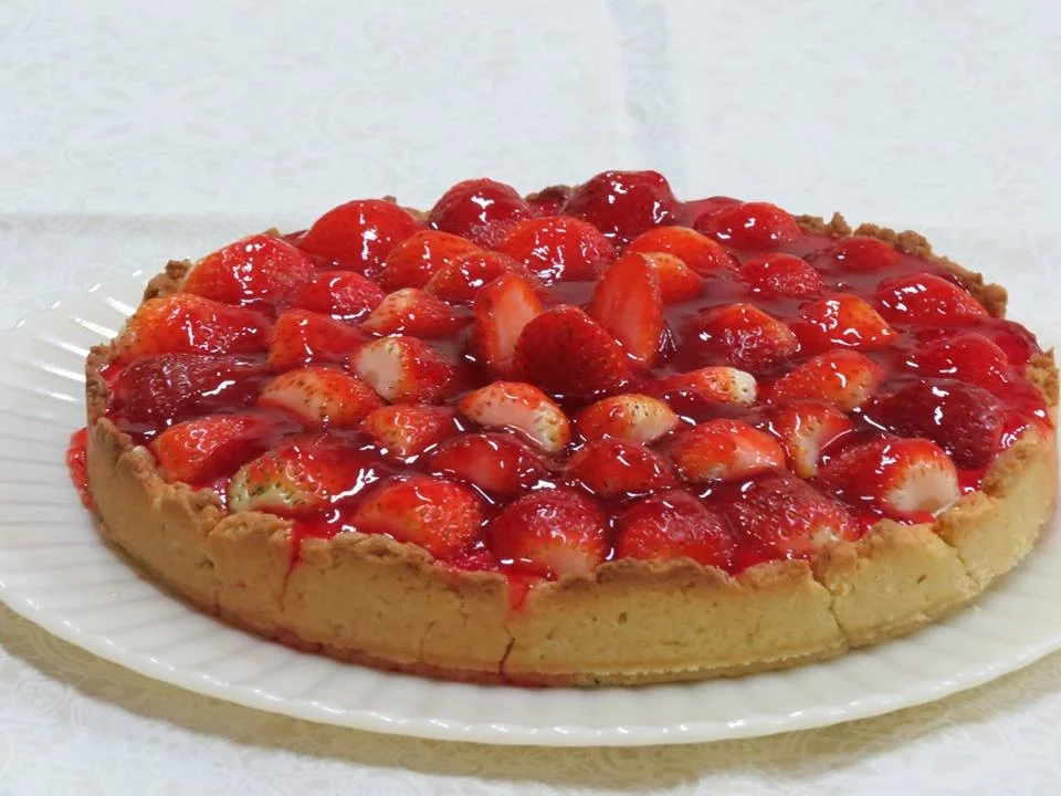 Nesse vídeo te ensino a fazer uma Torta de Limão Profissional igual aquelas de Padaria, massa super . 