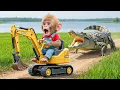 Lagu 🔥🐒💦 Monkey NaNa Digs a Pond to Raise Fish… But a Ferocious Crocodile Suddenly Emerges! 🐊😱