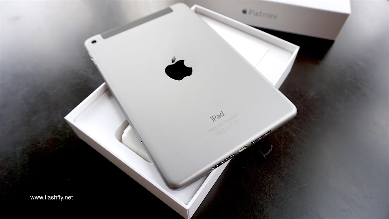 Apple iPad Air Unboxing, Hands-On & First Boot (White Silver, 16GB Wi-Fi)