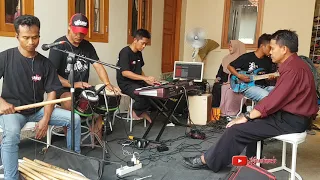 Download Bahtera Cinta Versi Latihan Duet Ustd. Zainal ft Feby Angely MP3