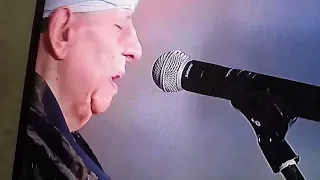 الشيخ ياسين ولله ان لم تجد فى قلبه روح المحبه فصلى عليه صلاه الميت قبل وفاته 