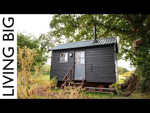 Download MP3 21 Year Old's Ingenious £5,000 Tiny Home!