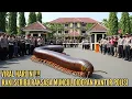 Download Lagu ASTAGHFIRULLAH !! MENGAPA KAKI SERIBU RAKSASA TIBA TIBA MUNCUL DI DEPAN KANTOR POLISI ???
