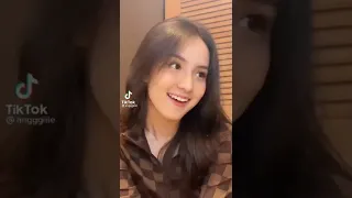 angie marcheria cantik kebangetan 