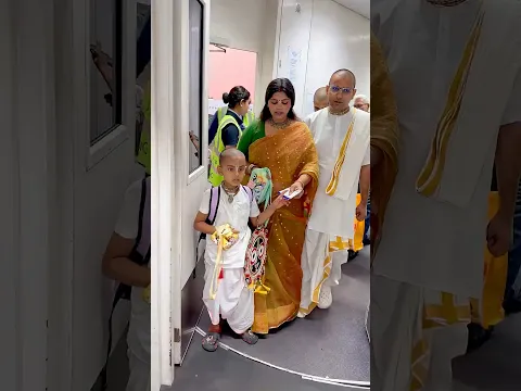 भागवत प्रभु नागपुर से लौट रहे वृंदावन #viral #trending #youtubeshorts #ytshorts #krishna