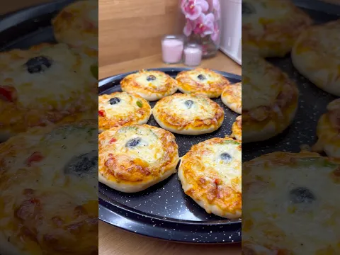 ميني بيتزا بعجينة هشة ولذيذة لازم تجربوها 🍕
