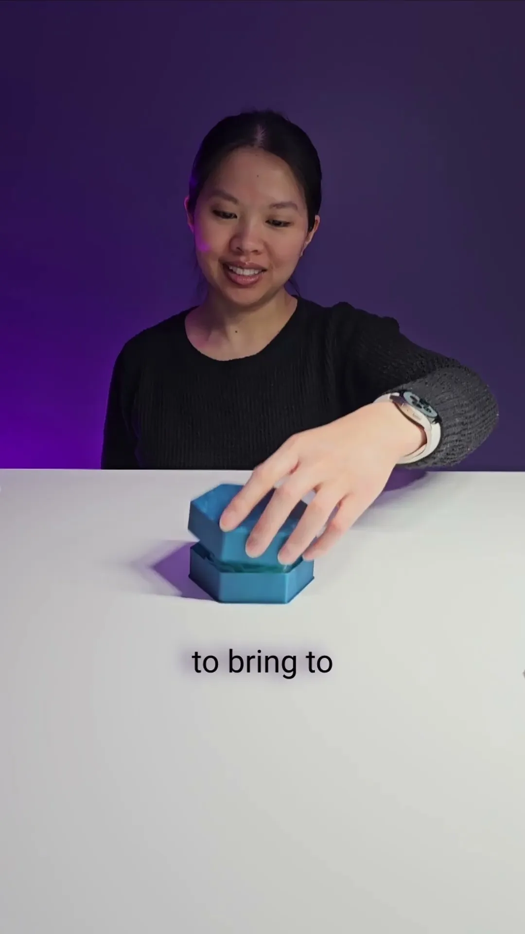 Hex box | Travel container to bring Layer Connections tiles to RMRRF / MRRF / 3D Printopia / SMRRF
