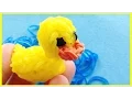 Rainbow Loom Charms 3D Rubber Ducky How to make with loom bands