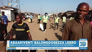 Abadiventi Beebazizza Gavumenti olw’Okubateerawo Olunaku lw’Okulongoosa olw’Enjawulo