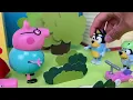 Bluey's New Neighbour Peppa Pig! 🏠 | Pretend Play with Bluey Toys | Bunya Toy Town