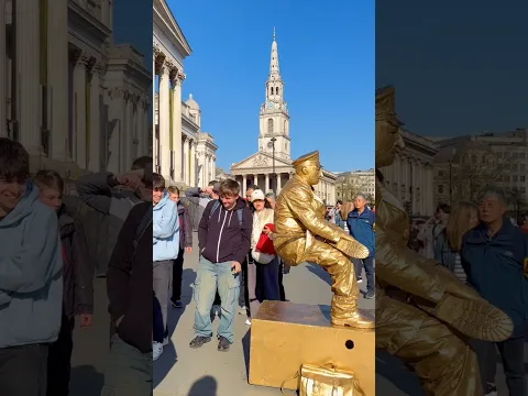 London Levitating Goldman Trafalgar Square performance. #valentinethestatue #londonlevitatinggoldman
