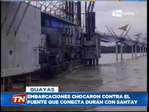 Embarcaciones chocaron contra el puente que conecta Durán con Santay