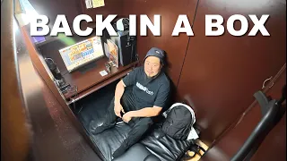 What It’s Like to Live in Japan’s Internet Cafes in 2026